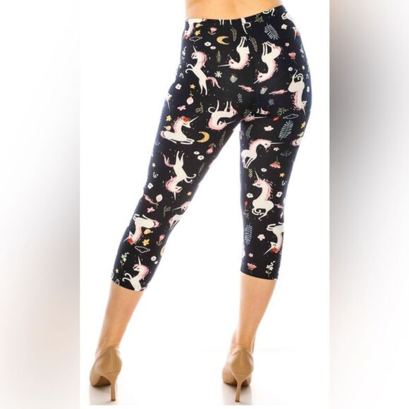 NWT … NEW MIX “One Size” Unicorn Print Capri Leggings - Picture 2 of 8